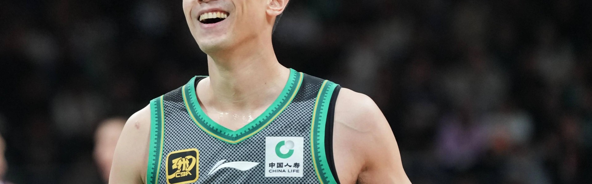 9393体育APP-赵继伟：年薪高达600万，曾拿4次CBA总冠军，妻子是人艺话剧演员